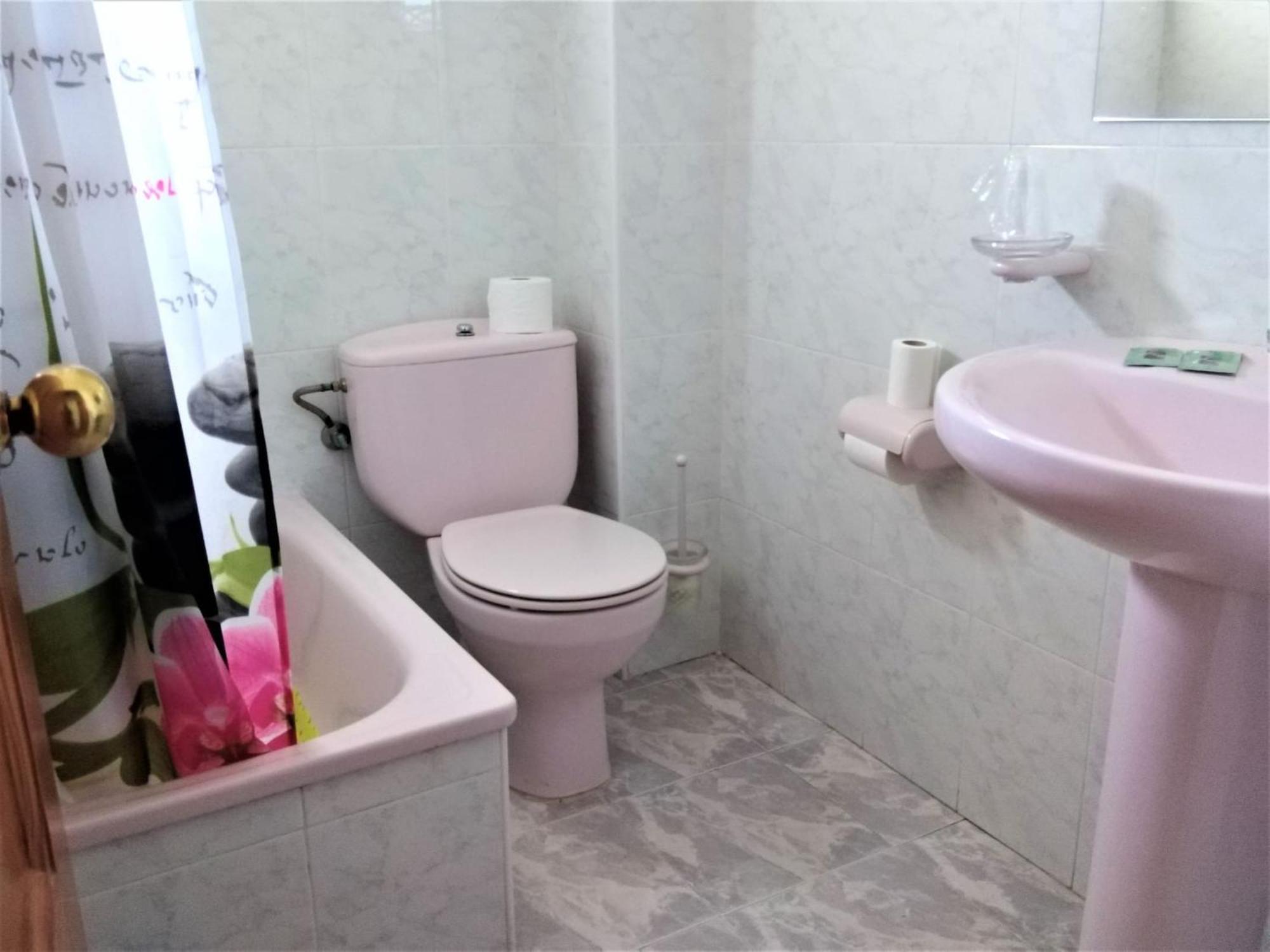 Vacansis Habitaciones De Hostal A Primera Linea De Playa En クリェラ エクステリア 写真