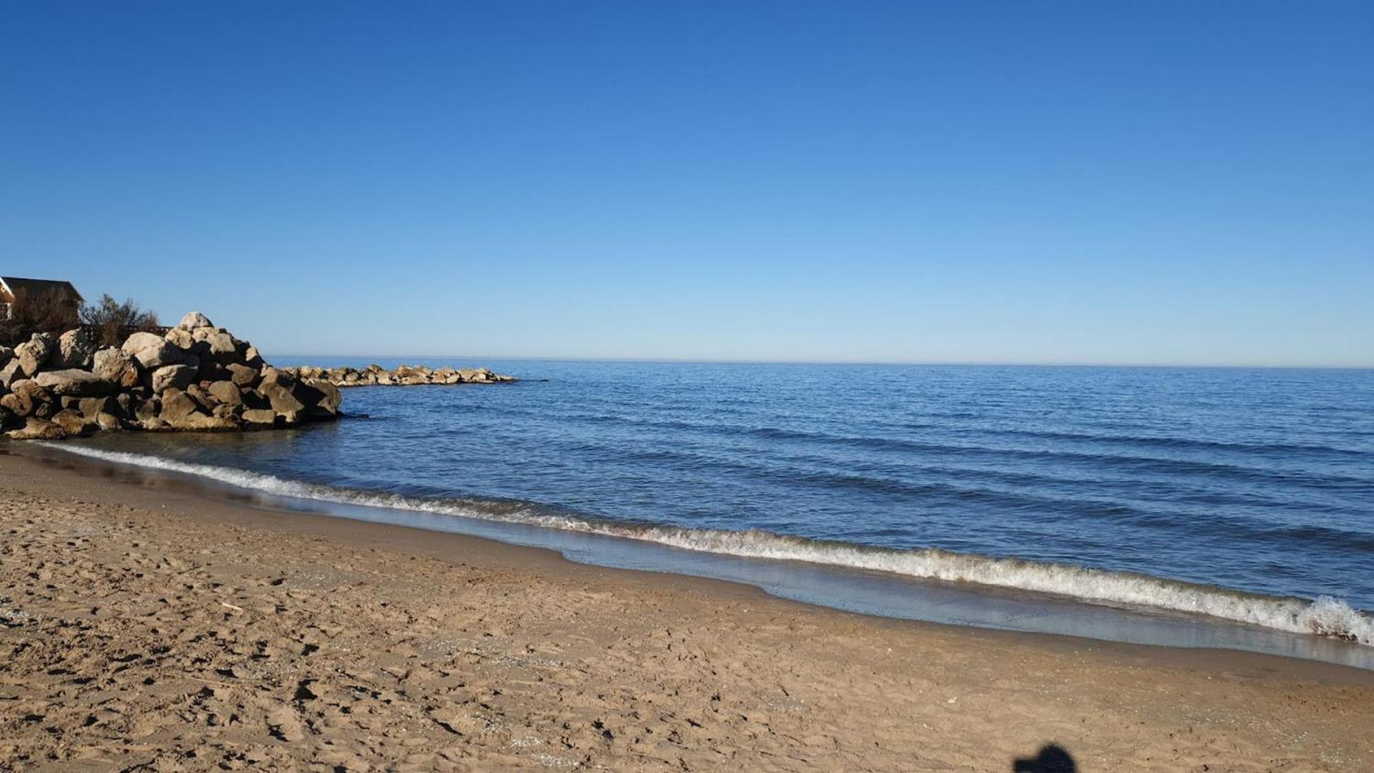 Vacansis Habitaciones De Hostal A Primera Linea De Playa En クリェラ エクステリア 写真