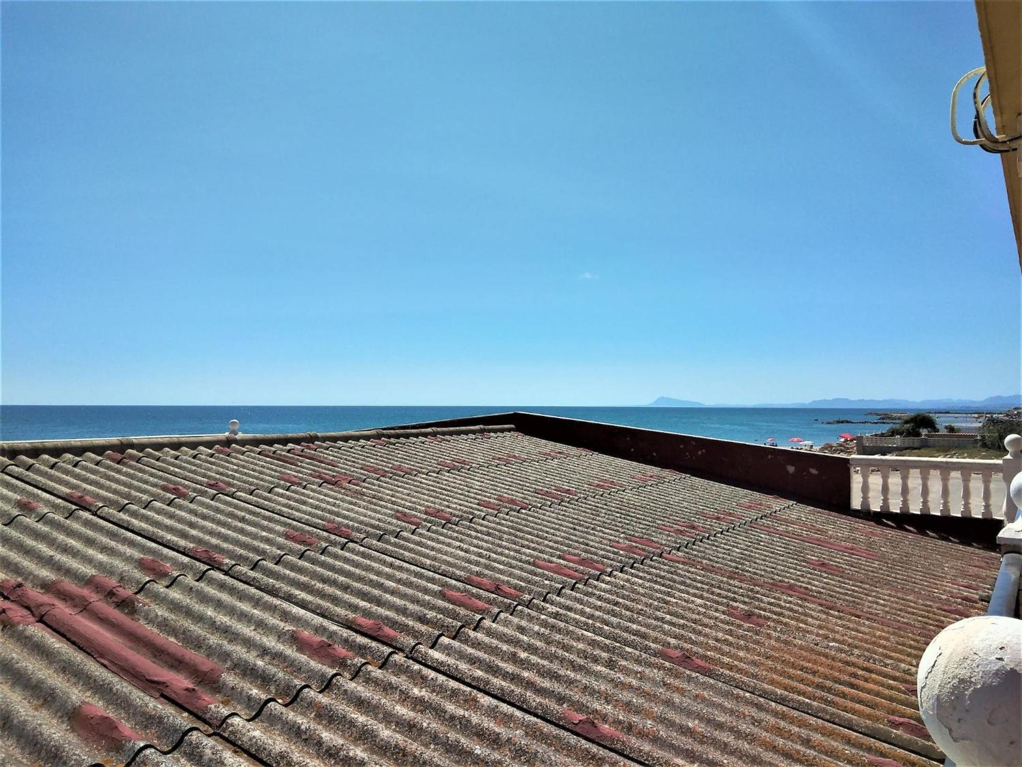 Vacansis Habitaciones De Hostal A Primera Linea De Playa En クリェラ エクステリア 写真